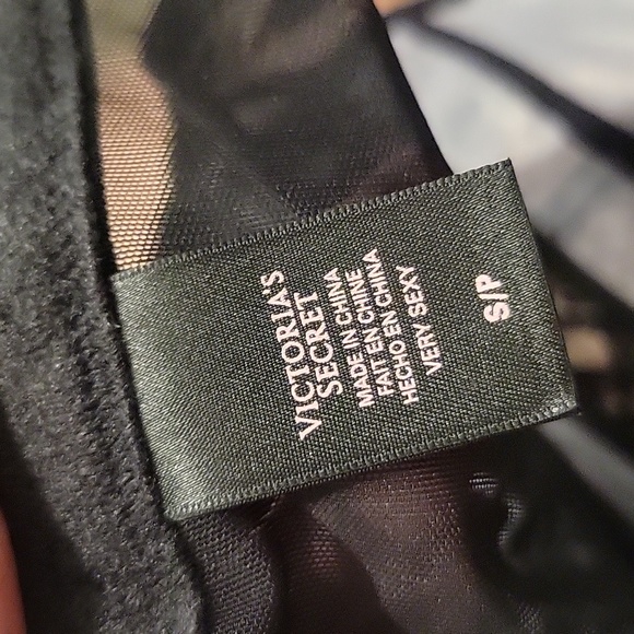 ❤️ VS RARE 3 PIECE VERY SEXY SET - Picture 7 of 8